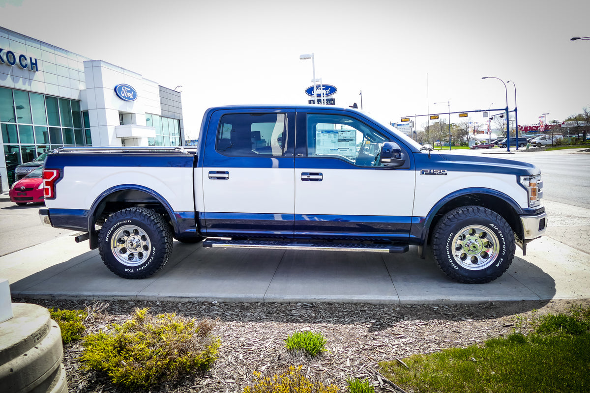 Ford Dealer Retro Truck Package for F-150 Brings Back '90s Two-Tone Paint