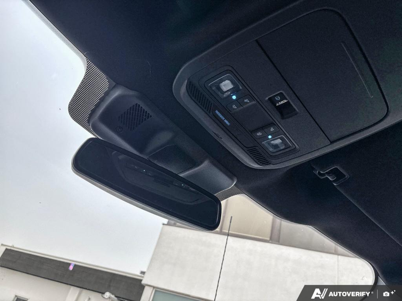 USED 2024 Ford F-150 XLT - Antimatter Blue Metallic Exterior / BLACK, UNIQUE SPORT CLOTH 40/CONSOLE/40 FRONT-SEATS Interior - $53,910 - Stock #EP4735 - VIN 1FTFW3L85RFA38877 - Photo 21
