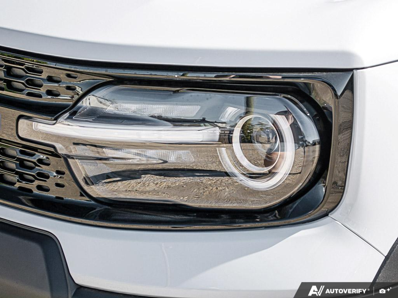NEW 2026 Ford Bronco Sport Outer Banks - Space White Metallic Exterior / EBONY/ROAST, PREMIUM TRIMMED HTD FRONT BUCKET SEATS Interior - $43,799 - Stock #E61017 - VIN 3FMCR9CN4TRF12889 - Photo 10