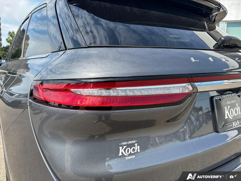 USED 2026 Lincoln Corsair Reserve - Asher Grey Metallic Clearcoat Exterior / EBONY, PREMIUM LEATHER-TRIMMED HEATED/VENTILATED CAPTAIN'S CHAIR Interior - $57,077 - Stock #EP4718 - VIN 5LMCJ2DA1TUL00077 - Photo 11