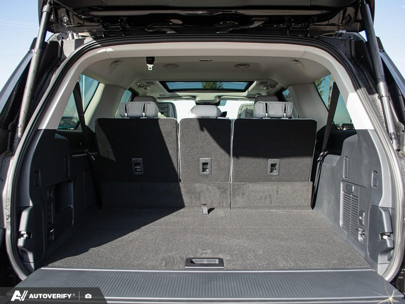 NEW 2027 Ford Expedition Platinum Max - Agate Black Metallic Exterior / SALT CRYSTAL GREY, LEATHER-TRIMMED HEATED & VENTILATED FRONT CAP Interior - $109,305 - Stock #D70080 - VIN 1FMJK1M80VEA13065 - Photo 11