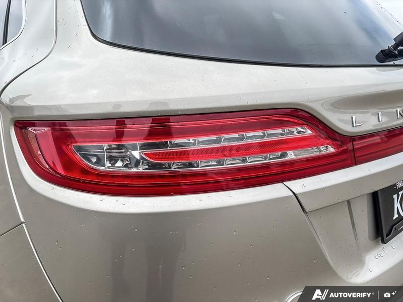 USED 2015 Lincoln MKC Reserve - Beige Exterior / UNKNOWN Interior - $20,988 - Stock #E50831A - VIN 5LMCJ2A99FUJ13961 - Photo 11
