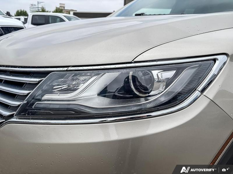 USED 2015 Lincoln MKC Reserve - Beige Exterior / UNKNOWN Interior - $20,988 - Stock #E50831A - VIN 5LMCJ2A99FUJ13961 - Photo 8