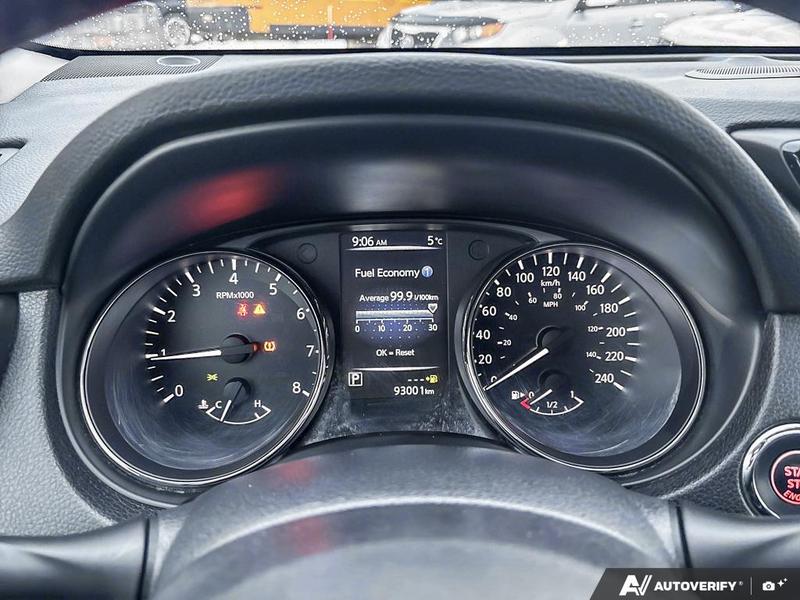 USED 2017 Nissan Rogue SL Platinum - Black Exterior - $19,950 - Stock #E50046B - VIN 5N1AT2MV1HC870147 - Photo 15