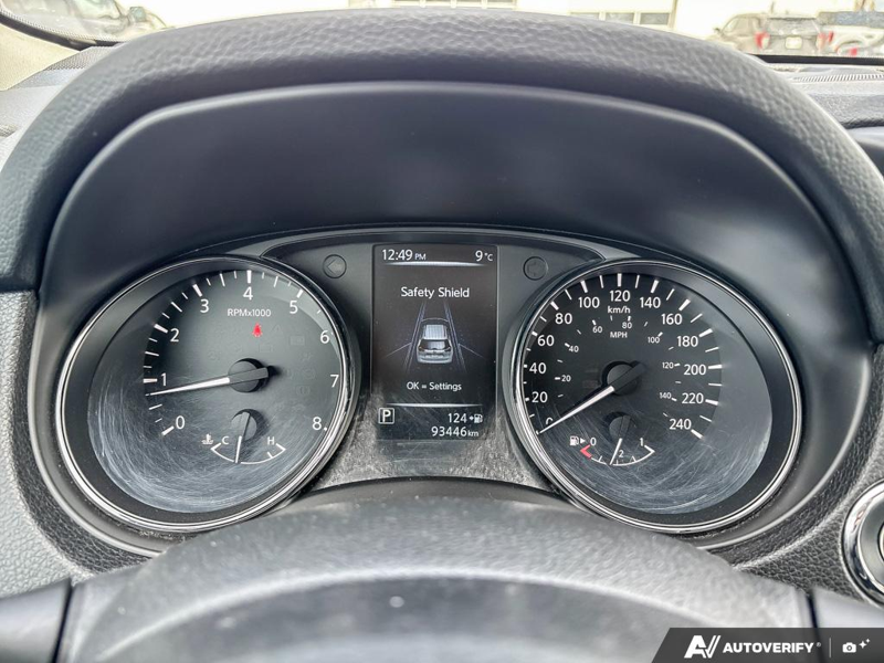 USED 2017 Nissan Rogue SL Platinum - Black Exterior - $19,976 - Stock #E50046B - VIN 5N1AT2MV1HC870147 - Photo 15