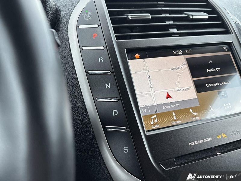 USED 2019 Lincoln MKC AWD Reserve - Infinite Black Metallic Exterior / UNKNOWN Interior - $26,997 - Stock #E50114A - VIN 5LMCJ3D99KUL31006 - Photo 18