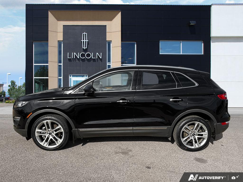 USED 2019 Lincoln MKC AWD Reserve - Infinite Black Metallic Exterior / UNKNOWN Interior - $26,997 - Stock #E50114A - VIN 5LMCJ3D99KUL31006 - Photo 3