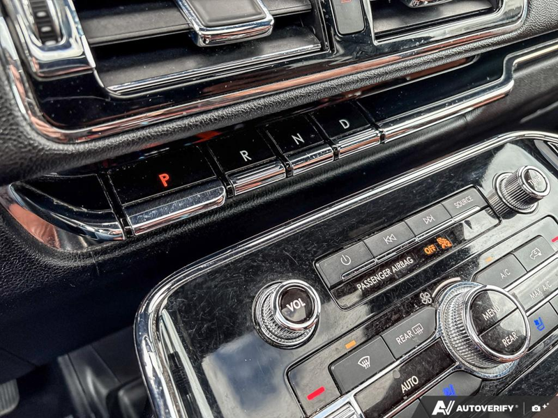 USED 2020 Lincoln Navigator Reserve - Infinite Black Metallic Exterior / EBONY/RUSSET Interior - $52,982 - Stock #E60140A - VIN 5LMJJ2LT4LEL14768 - Photo 18