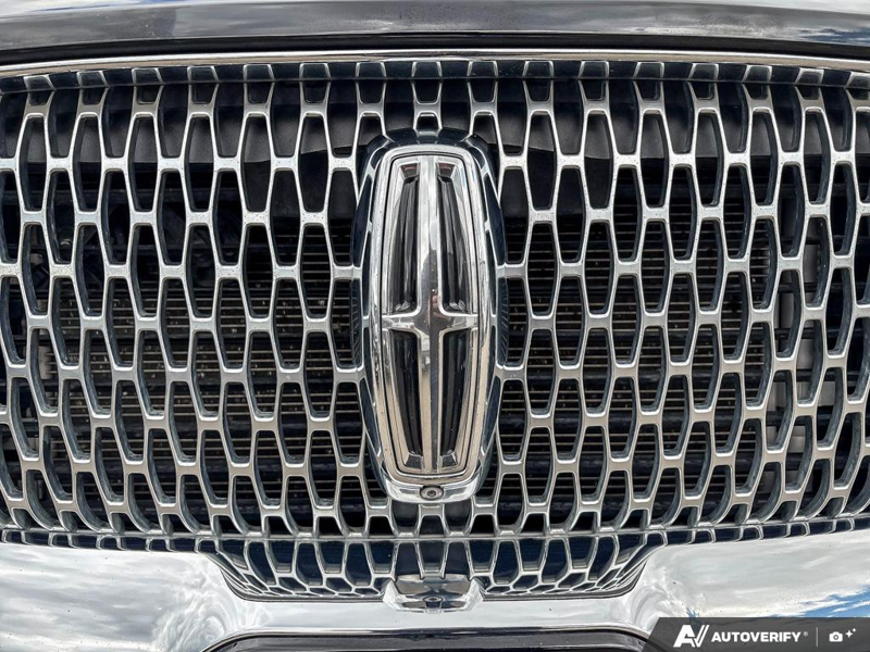 USED 2020 Lincoln Navigator Reserve - Infinite Black Metallic Exterior / EBONY/RUSSET Interior - $53,942 - Stock #E60140A - VIN 5LMJJ2LT4LEL14768 - Photo 9