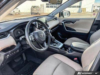 USED 2020 Toyota RAV4 Hybrid Limited - $32,967 - Stock #E51357A - VIN 2T3DWRFV8LW084186