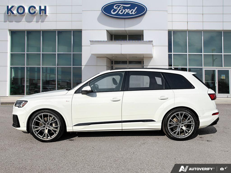 USED 2021 Audi Q7 Technik 55 TFSI quattro - White Exterior - $38,976 - Stock #E60245A - VIN WA1WXAF74MD041093 - Photo 3