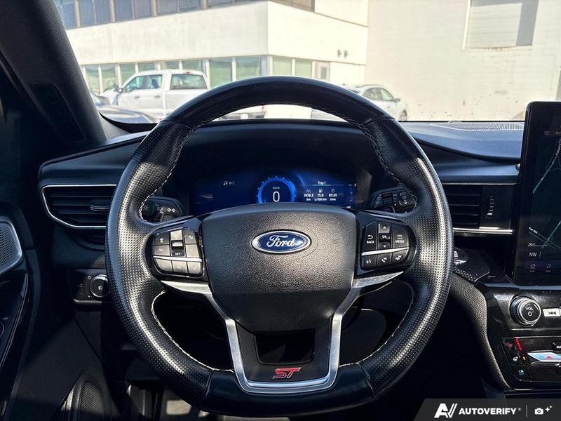 USED 2021 Ford Explorer ST - Infinite Blue Metallic Tinted Clearcoat Exterior - $38,950 - Stock #E60098A - VIN 1FM5K8GC1MGB08957 - Photo 14