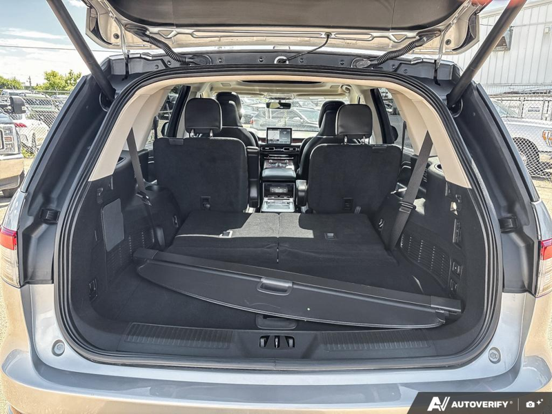 USED 2021 Lincoln Aviator Reserve - Silver Radiance Clearcoat Exterior / EBONY LEATHER Interior - $43,950 - Stock #E60485A - VIN 5LM5J7XC6MGL16097 - Photo 12