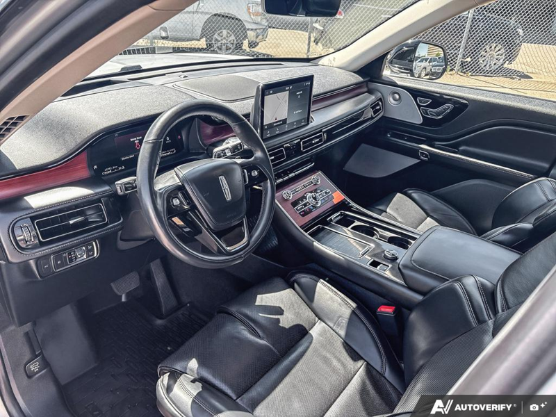 USED 2021 Lincoln Aviator Reserve - Silver Radiance Clearcoat Exterior / EBONY LEATHER Interior - $43,950 - Stock #E60485A - VIN 5LM5J7XC6MGL16097 - Photo 13