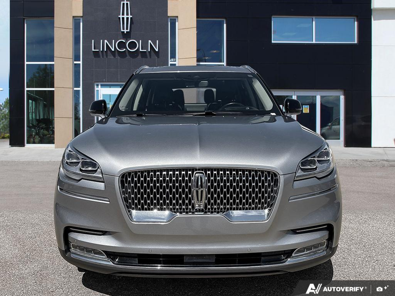 USED 2021 Lincoln Aviator Reserve - Silver Radiance Clearcoat Exterior / EBONY LEATHER Interior - $43,950 - Stock #E60485A - VIN 5LM5J7XC6MGL16097 - Photo 2