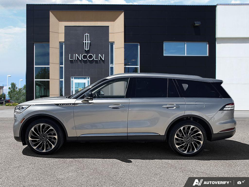 USED 2021 Lincoln Aviator Reserve - Silver Radiance Clearcoat Exterior / EBONY LEATHER Interior - $43,950 - Stock #E60485A - VIN 5LM5J7XC6MGL16097 - Photo 3