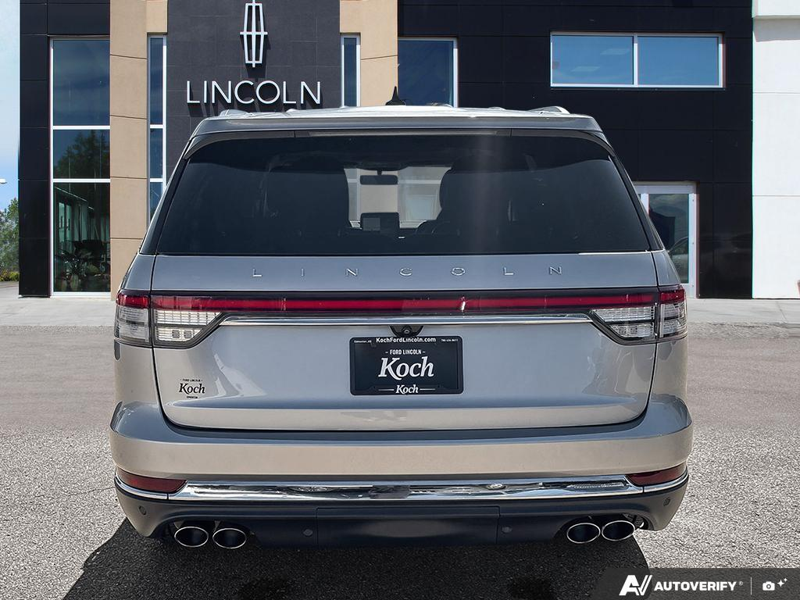 USED 2021 Lincoln Aviator Reserve - Silver Radiance Clearcoat Exterior / EBONY LEATHER Interior - $43,950 - Stock #E60485A - VIN 5LM5J7XC6MGL16097 - Photo 5