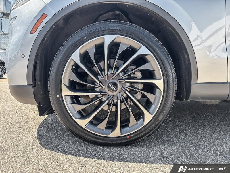 USED 2021 Lincoln Aviator Reserve - Silver Radiance Clearcoat Exterior / EBONY LEATHER Interior - $43,950 - Stock #E60485A - VIN 5LM5J7XC6MGL16097 - Photo 6