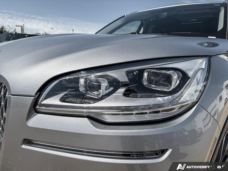 USED 2021 Lincoln Aviator Reserve - Silver Radiance Clearcoat Exterior / EBONY LEATHER Interior - $43,950 - Stock #E60485A - VIN 5LM5J7XC6MGL16097 - Photo 8