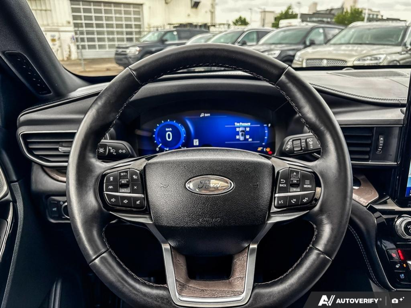 USED 2022 Ford Explorer Platinum - Agate Black Exterior / EBONY LEATHER-TRIM Interior - $40,976 - Stock #E60373A - VIN 1FM5K8HC0NGB13292 - Photo 14