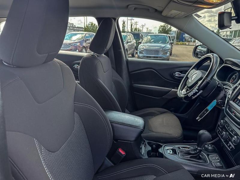 USED 2022 Jeep Cherokee Sport - Gray Exterior - $28,997 - Stock #E50109B - VIN 1C4PJMAB7ND538892 - Photo 22