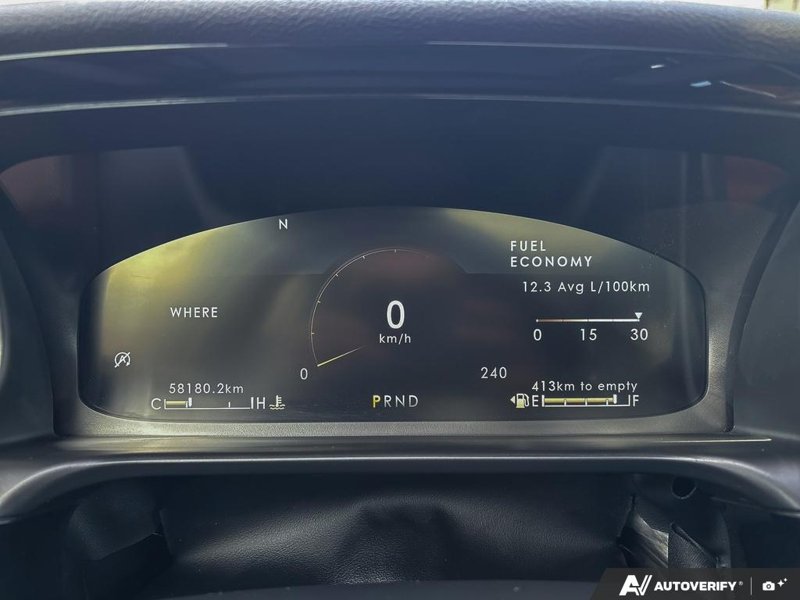 USED 2022 Lincoln Aviator Reserve - Pristine White Tri-coat Exterior / ROAST, PREMIUM LEATHER HEATED/VENTILATED CAPTAIN'S CHAIRS Interior - $48,942 - Stock #E60988A - VIN 5LM5J7XC3NGL16432 - Photo 15