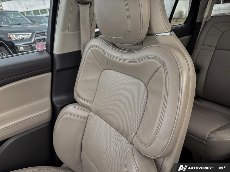 USED 2022 Lincoln Aviator Reserve - Gilded Green Exterior - $50,963 - Stock #E60568A - VIN 5LM5J7XC5NGL15427 - Photo 20