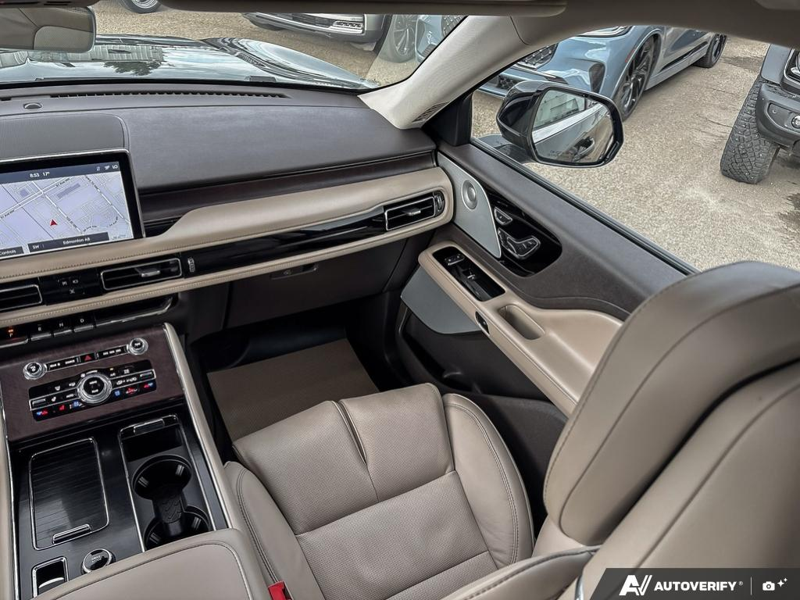 USED 2022 Lincoln Aviator Reserve - Gilded Green Exterior - $50,963 - Stock #E60568A - VIN 5LM5J7XC5NGL15427 - Photo 25