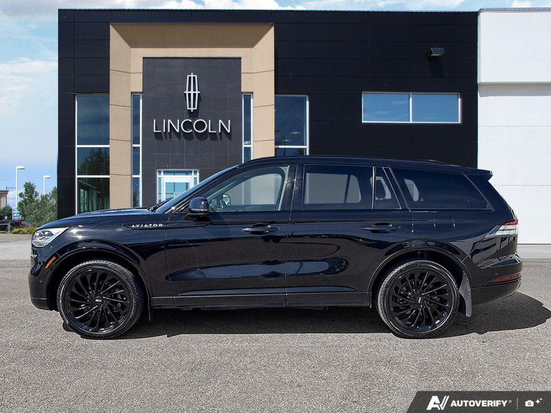USED 2022 Lincoln Aviator Reserve - Infinite Black Metallic Exterior / ROAST LEATHER Interior - $44,959 - Stock #E60697A - VIN 5LM5J7XC2NGL16955 - Photo 3