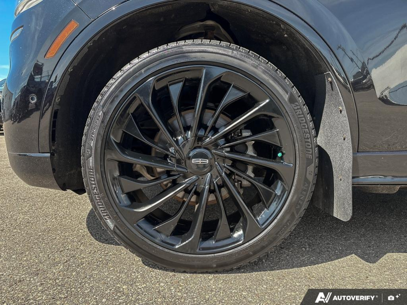 USED 2022 Lincoln Aviator Reserve - Infinite Black Metallic Exterior / ROAST LEATHER Interior - $39,976 - Stock #E60697A - VIN 5LM5J7XC2NGL16955 - Photo 6