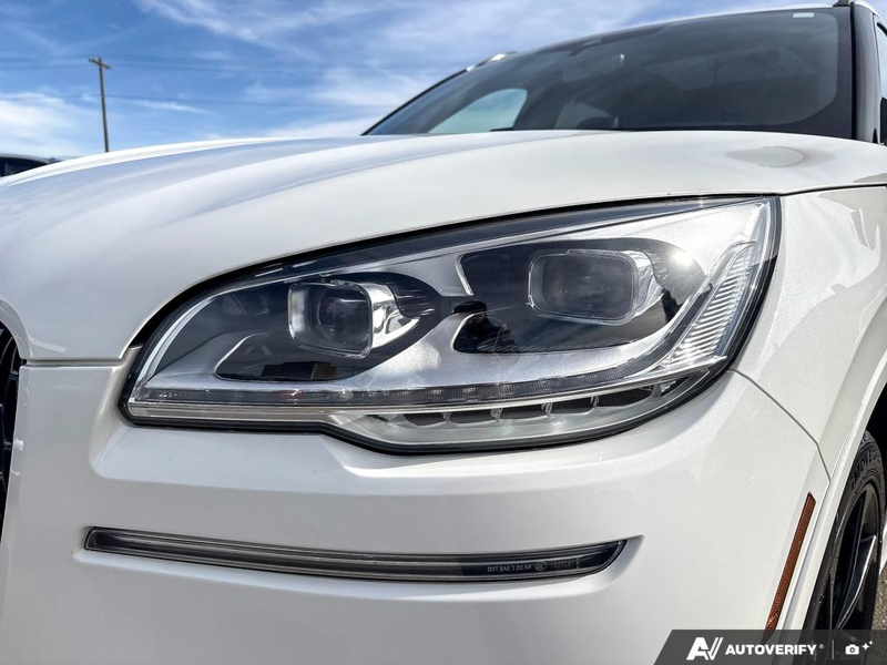USED 2022 Lincoln Aviator Reserve - Pristine White Tri-coat Exterior / ROAST, PREMIUM LEATHER HEATED/VENTILATED CAPTAIN'S CHAIRS Interior - $48,942 - Stock #E60988A - VIN 5LM5J7XC3NGL16432 - Photo 8