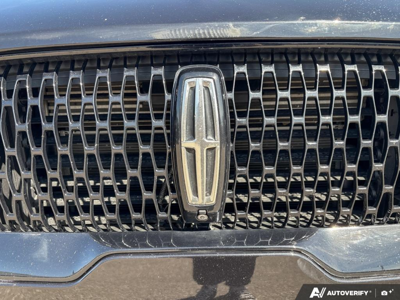 USED 2022 Lincoln Aviator Reserve - Infinite Black Metallic Exterior / ROAST LEATHER Interior - $44,959 - Stock #E60697A - VIN 5LM5J7XC2NGL16955 - Photo 9