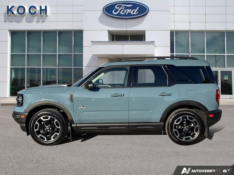 USED 2023 Ford Bronco Sport Outer Banks - Area 51 Exterior / NAVY PIER Interior - $39,908 - Stock #E60872A - VIN 3FMCR9C67PRE20125 - Photo 3