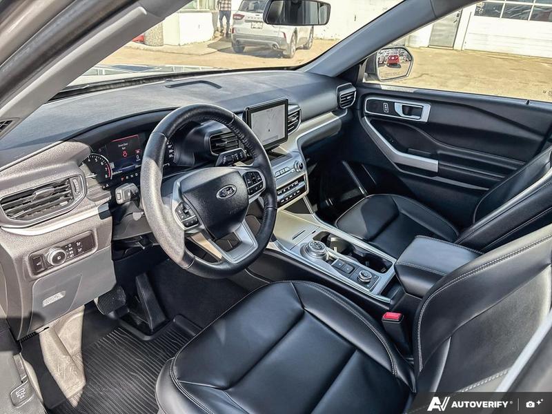 USED 2023 Ford Explorer XLT - Iconic Silver Metallic Exterior - $36,967 - Stock #E51244A - VIN 1FMSK8DH6PGA44664 - Photo 13