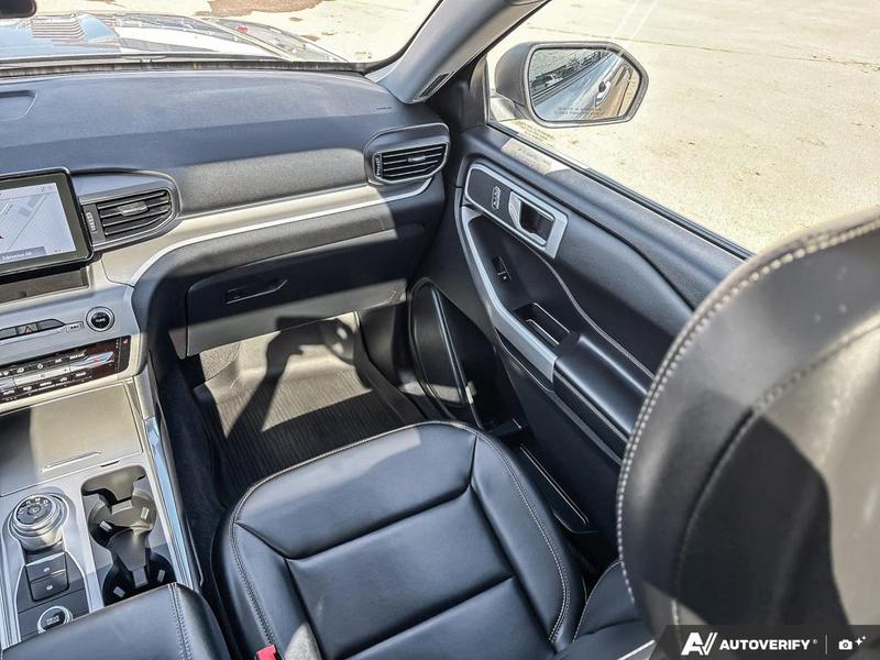 USED 2023 Ford Explorer XLT - Iconic Silver Metallic Exterior - $36,967 - Stock #E51244A - VIN 1FMSK8DH6PGA44664 - Photo 25