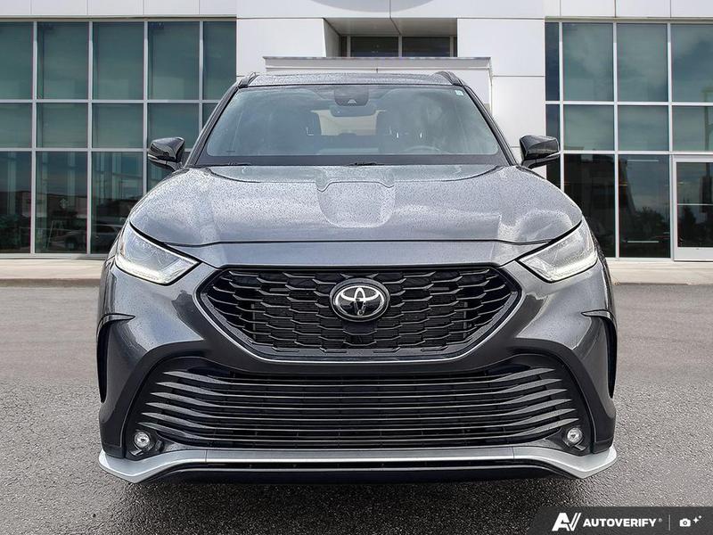 USED 2023 Toyota Highlander XSE - Gray Exterior - $49,976 - Stock #E60061A - VIN 5TDKDRBH4PS520780 - Photo 2