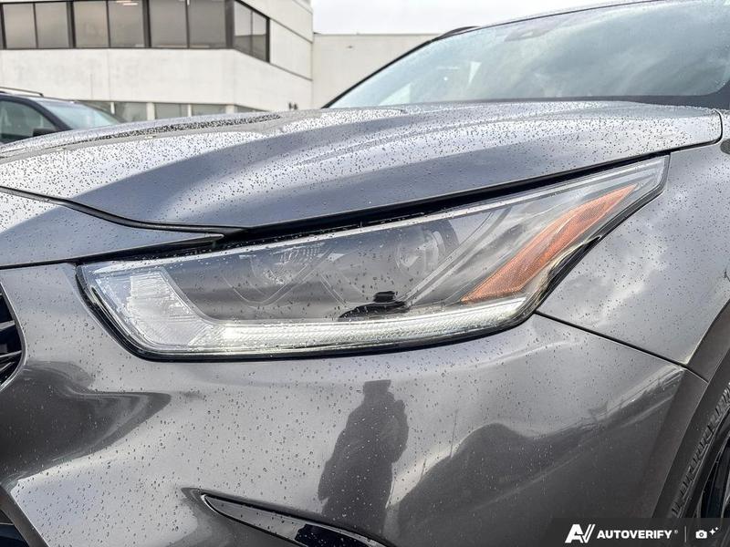 USED 2023 Toyota Highlander XSE - Gray Exterior - $49,976 - Stock #E60061A - VIN 5TDKDRBH4PS520780 - Photo 8