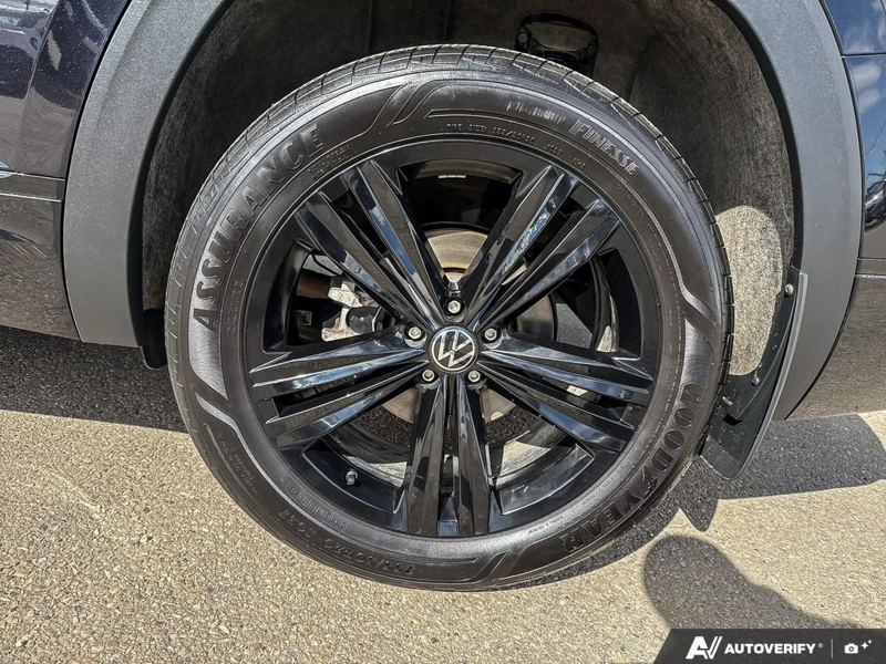 USED 2023 Volkswagen Atlas Highline 3.6 FSI - Black Exterior - $37,989 - Stock #E60214A - VIN 1V2SR2CA9PC529226 - Photo 6