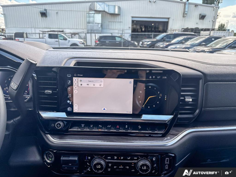 USED 2024 Chevrolet Silverado 2500HD LTZ - Pearl White Exterior - $86,963 - Stock #E60648A - VIN 1GC4YPEY2RF161994 - Photo 19