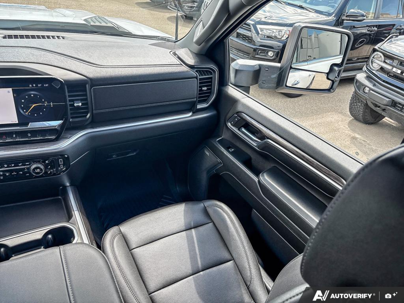USED 2024 Chevrolet Silverado 2500HD LTZ - Pearl White Exterior - $86,963 - Stock #E60648A - VIN 1GC4YPEY2RF161994 - Photo 25