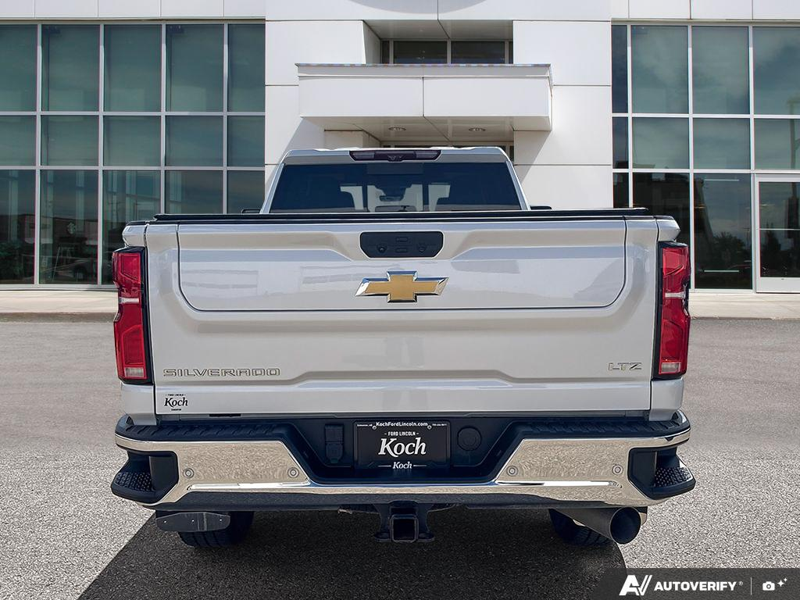 USED 2024 Chevrolet Silverado 2500HD LTZ - Pearl White Exterior - $86,963 - Stock #E60648A - VIN 1GC4YPEY2RF161994 - Photo 5
