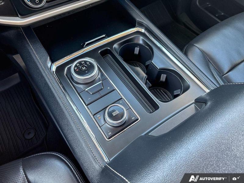 USED 2024 Ford Expedition XLT - Black Exterior - $64,989 - Stock #E51219A - VIN 1FMJU1J80REA12325 - Photo 18