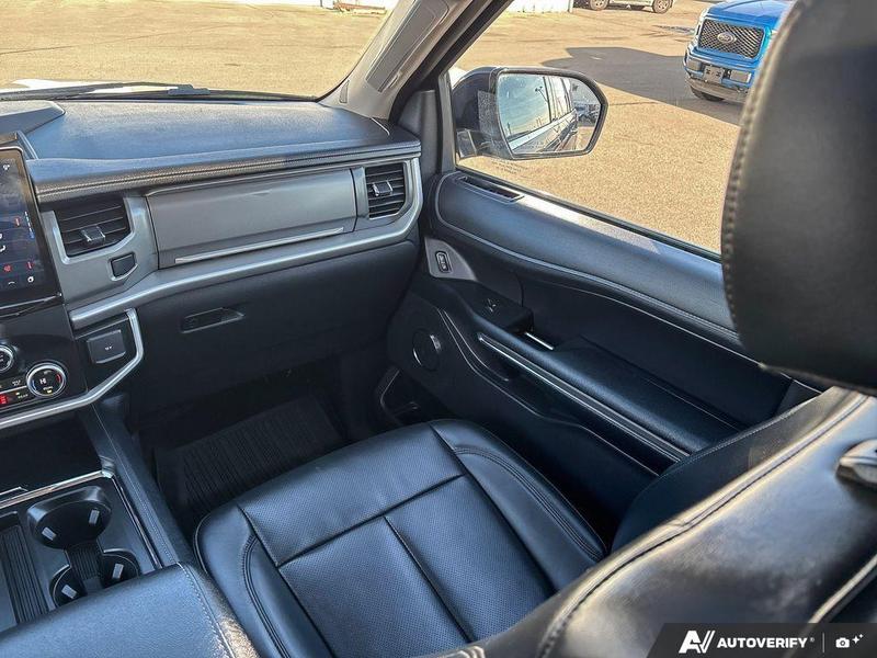USED 2024 Ford Expedition XLT - Black Exterior - $64,989 - Stock #E51219A - VIN 1FMJU1J80REA12325 - Photo 25
