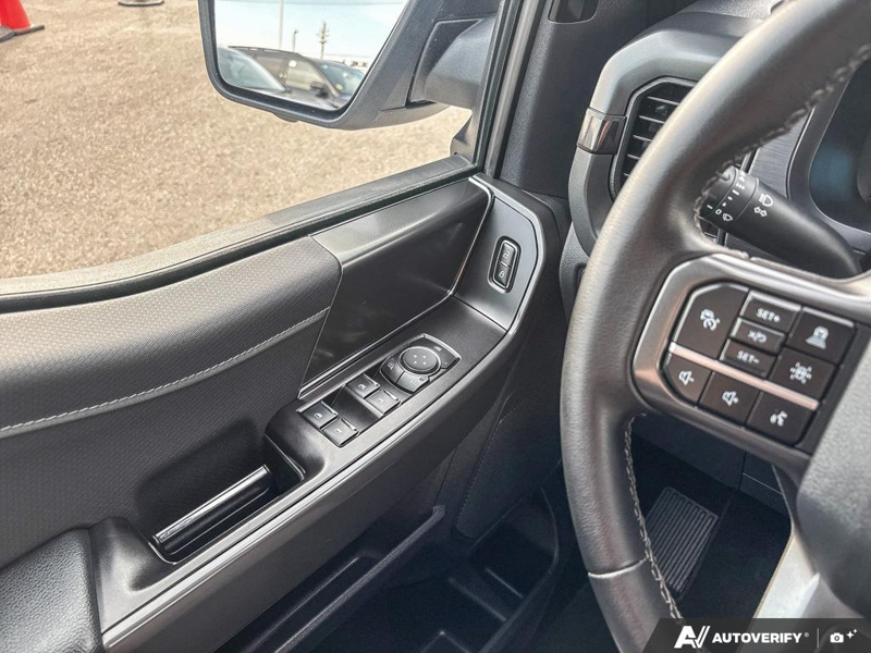 USED 2024 Ford F-150 XLT - Oxford White Exterior / BLACK, UNIQUE SPORT CLOTH 40/CONSOLE/40 FRONT-SEATS Interior - $53,967 - Stock #EP4738 - VIN 1FTEW3LP9RKD18795 - Photo 17