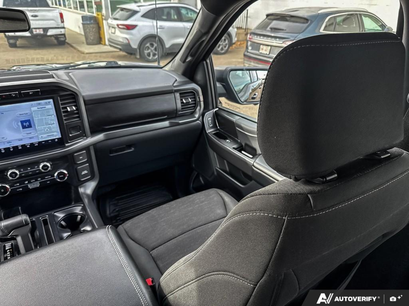 USED 2024 Ford F-150 XLT - Agate Black Metallic Exterior / BLACK, UNIQUE SPORT CLOTH 40/CONSOLE/40 FRONT-SEATS Interior - $54,937 - Stock #EP4787 - VIN 1FTFW3L8XRKE17140 - Photo 25