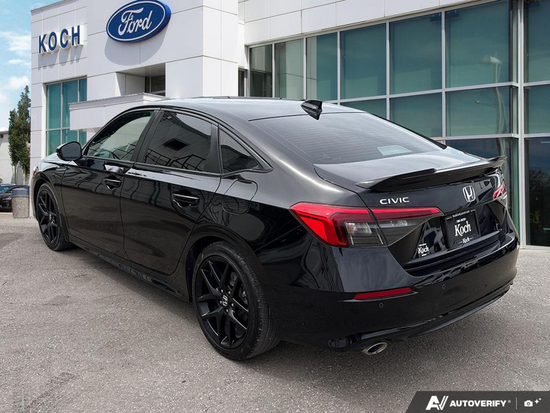 USED 2024 Honda Civic Sedan Si - Black Exterior - $35,976 - Stock #E51161B - VIN 2HGFE1E50RH080772 - Photo 4