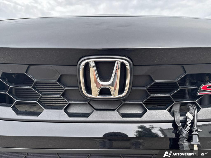 USED 2024 Honda Civic Sedan Si - Black Exterior - $35,976 - Stock #E51161B - VIN 2HGFE1E50RH080772 - Photo 9