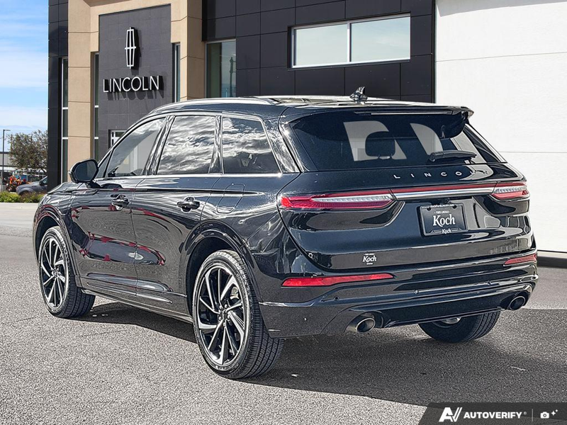 USED 2024 Lincoln Corsair Grand Touring - Infinite Black Metallic Exterior / EBONY/ETERNAL RED LEATHER TRIMMED Interior - $48,976 - Stock #EP4779 - VIN 5LMTJ5DZ4RUL05161 - Photo 4