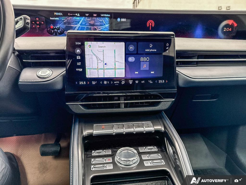 USED 2024 Lincoln Nautilus Reserve - Blue Panther Metallic Clearcoat Exterior / ALLURA BLUE, PREM LTHR-TRIMMED HEATED/VENTILATED CAPTAIN SEATS Interior - $60,925 - Stock #E60812A - VIN 5LMPJ8KAXRJ837614 - Photo 19
