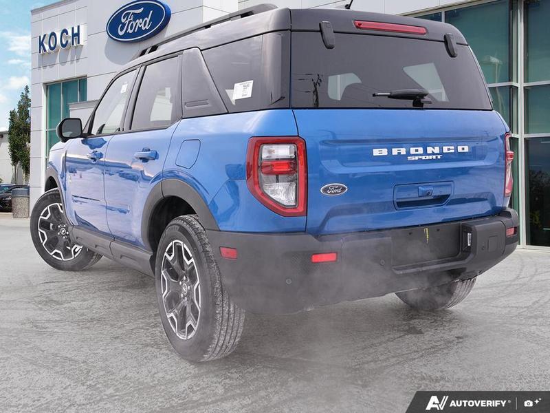 2025 Ford Bronco Sport Outer Banks photo 4